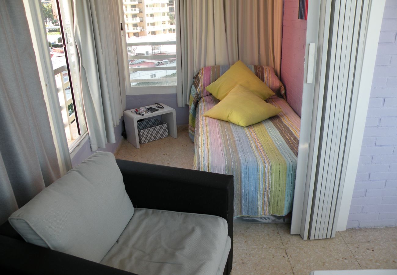 Appartement in Benidorm - EDEN PARK - 5 people (2 SCHALAAFKEMMER)