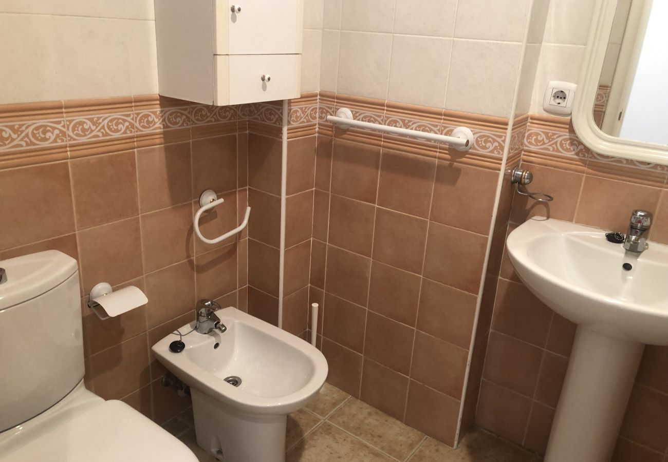 Appartement in Denia - Apartamento ideal para familiascon parque infantil,piscina y jardin