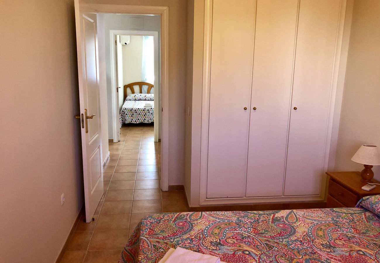 Appartement in Denia - Apartamento ideal para familiascon parque infantil,piscina y jardin