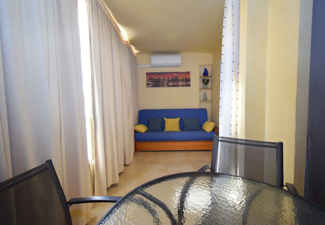 Appartement in Benidorm - KAROLA (1 SCHALAAFKAMMER) BENIDORM