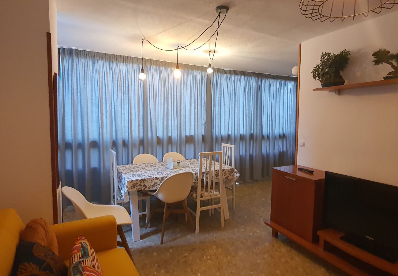 Appartement in Benidorm - MARISCAL 3 (2 SLAAPKAMERS)