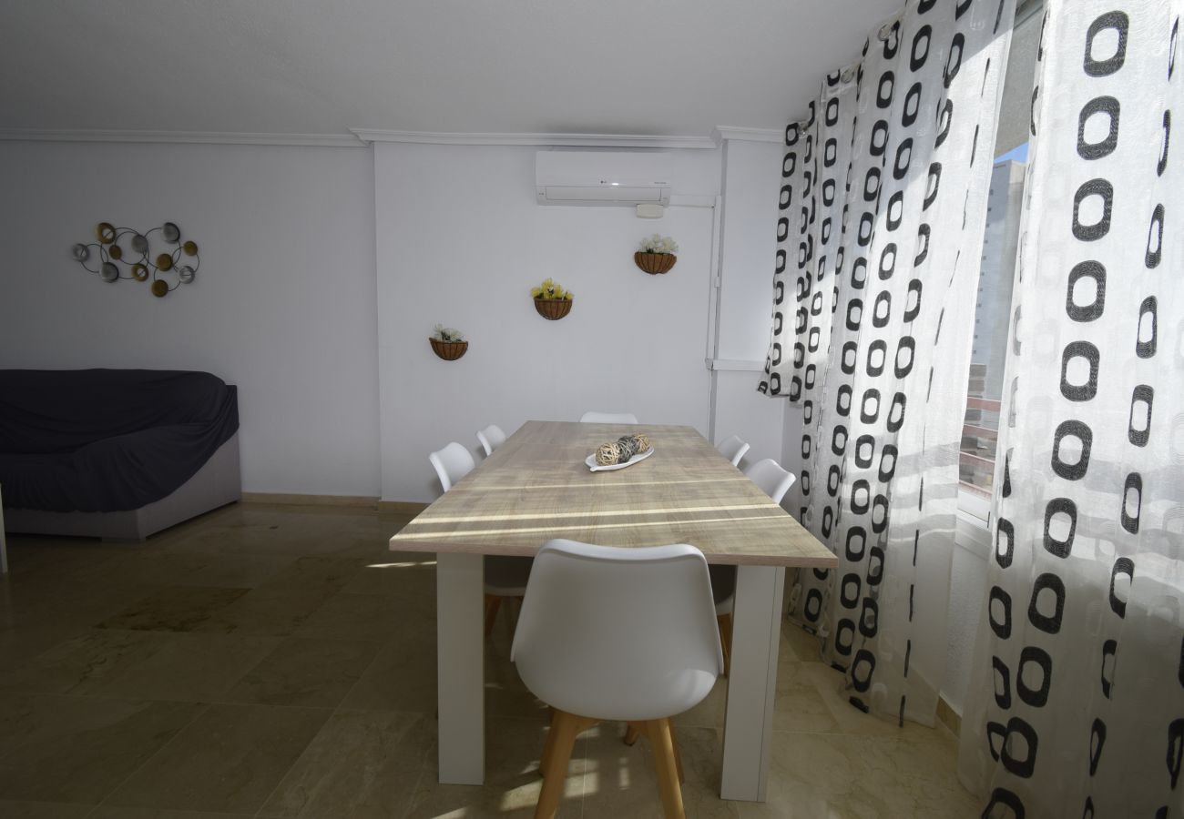 Appartement in Benidorm - PINTOR ROSALES  (3 SLAAPKAMER)