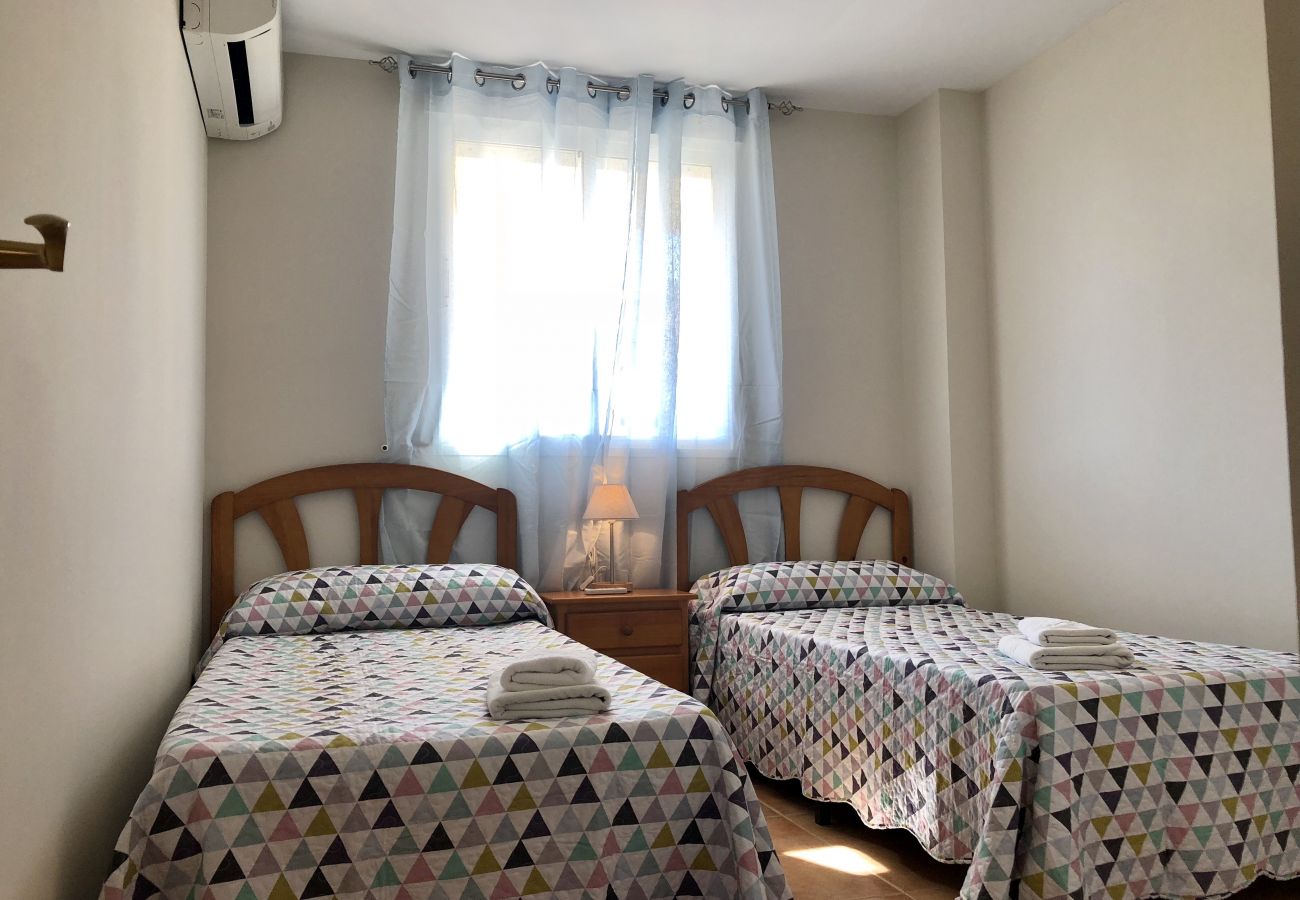 Appartamento a Denia - Apartamento ideal para familiascon parque infantil,piscina y jardin