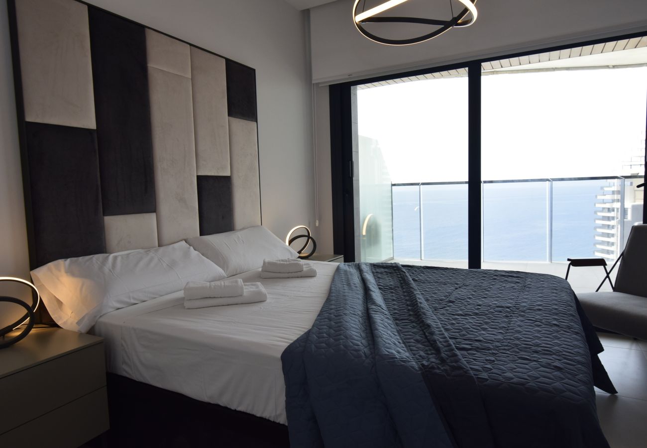 Apartamento em Benidorm - SUNSET WAVES (2 QUARTOS)