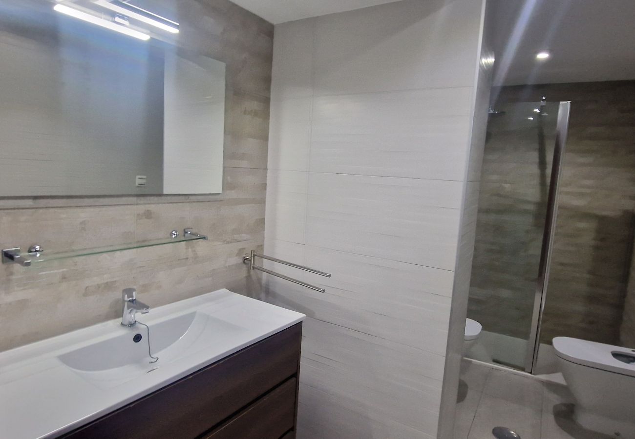 Apartamento em Benidorm - SAN PEDRO (3 QUARTOS)