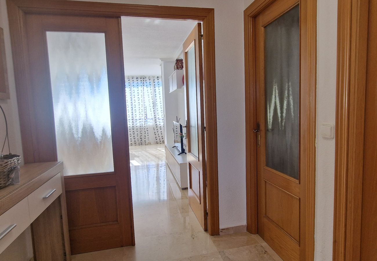 Apartamento em Benidorm - PINTOR ROSALES  (3 QUARTOS)