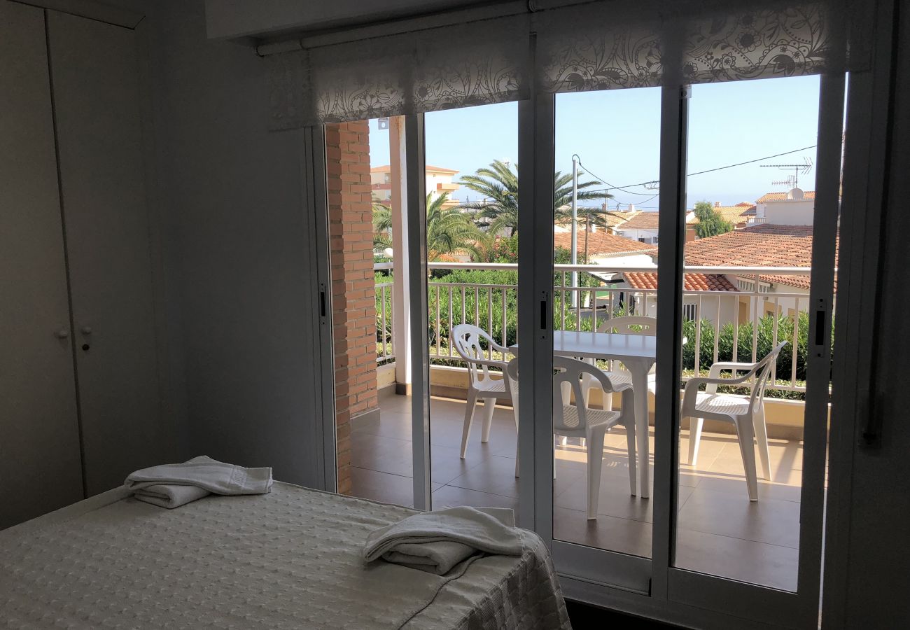 Apartment in Denia - Nice apartment by the sea in Mediterraneo Playa