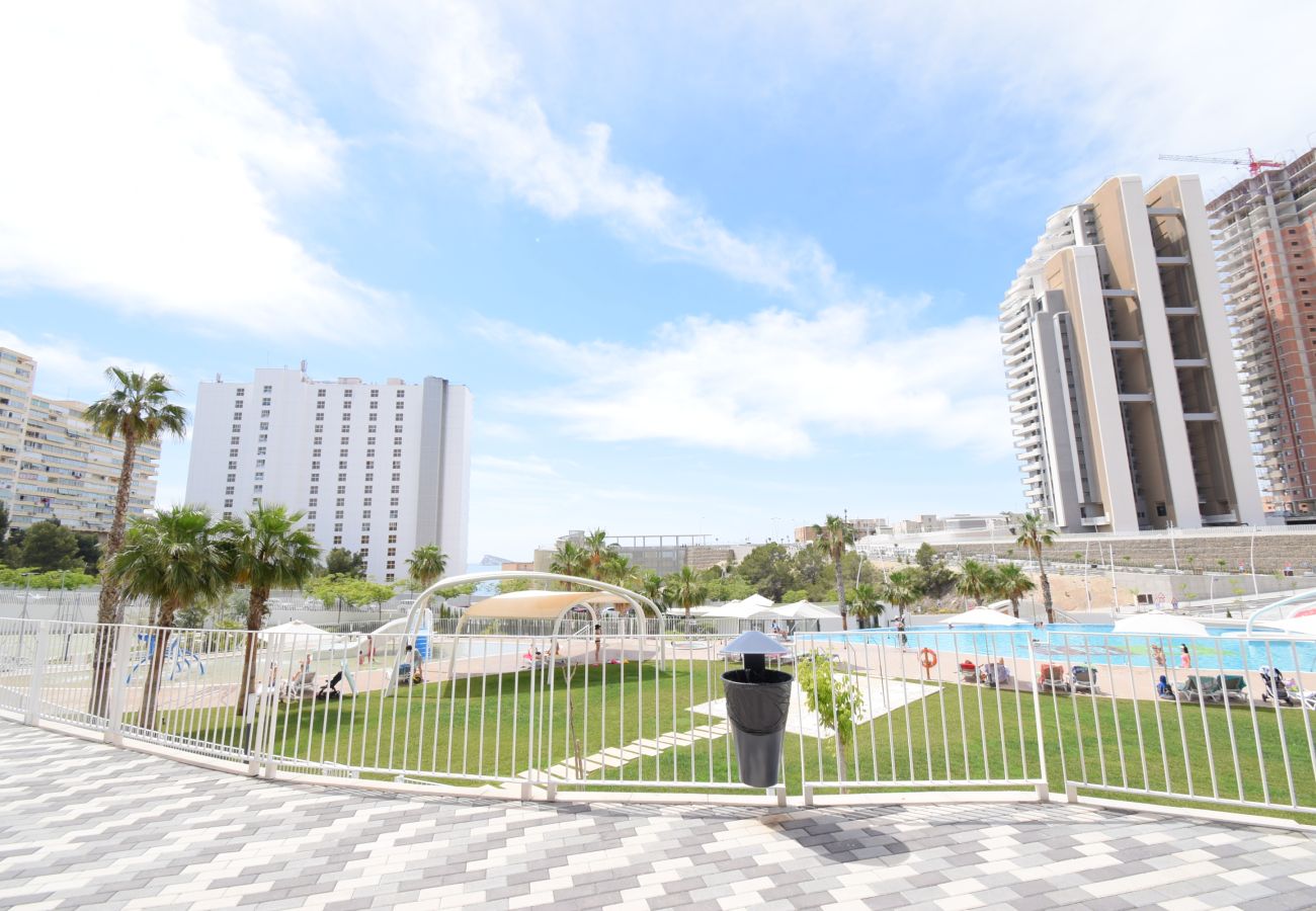 Apartment in Benidorm - SUNSET WAVES (2 BEDROOMS)