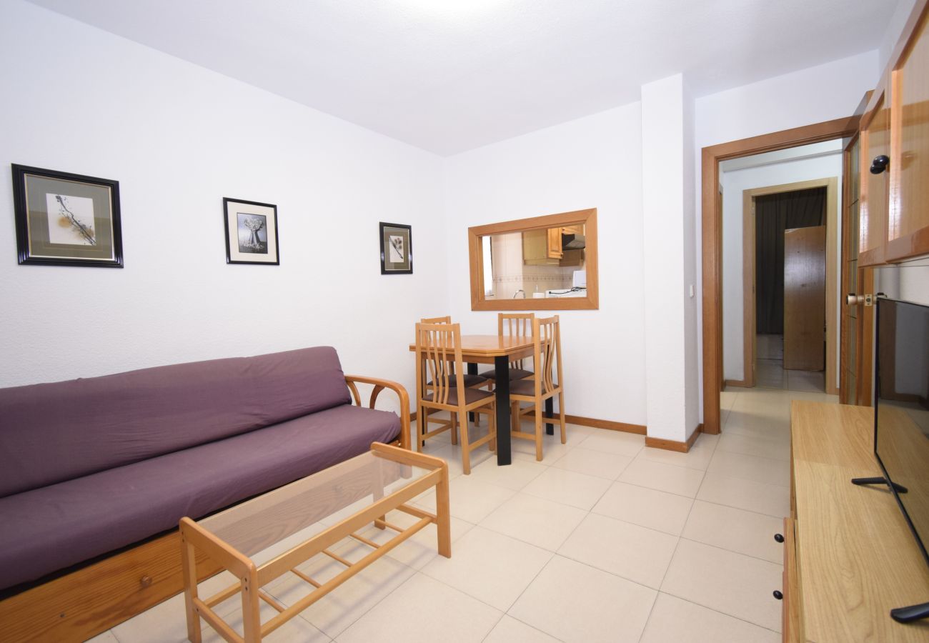 Apartment in Benidorm - CASTELMAR ( 2 BEDROOMS)